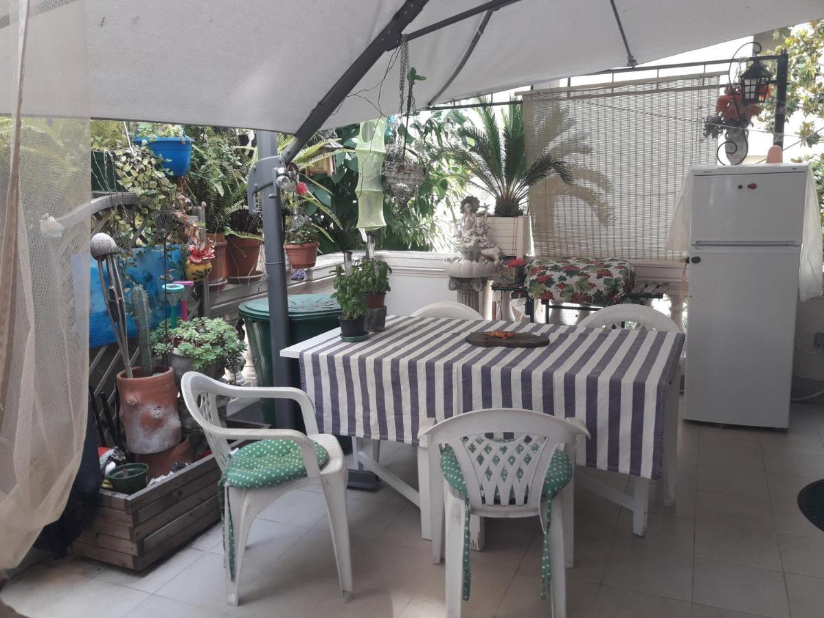 Accommodatie bij particulieren Chambre Privee Avec Sdb Partagee Chez L'habitant A 10mn De La Mer Nice